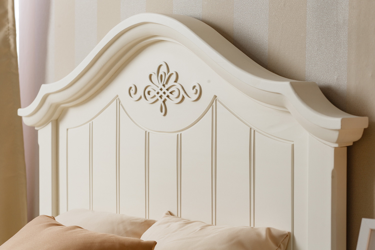 Кровать Айно №13 1200х2000