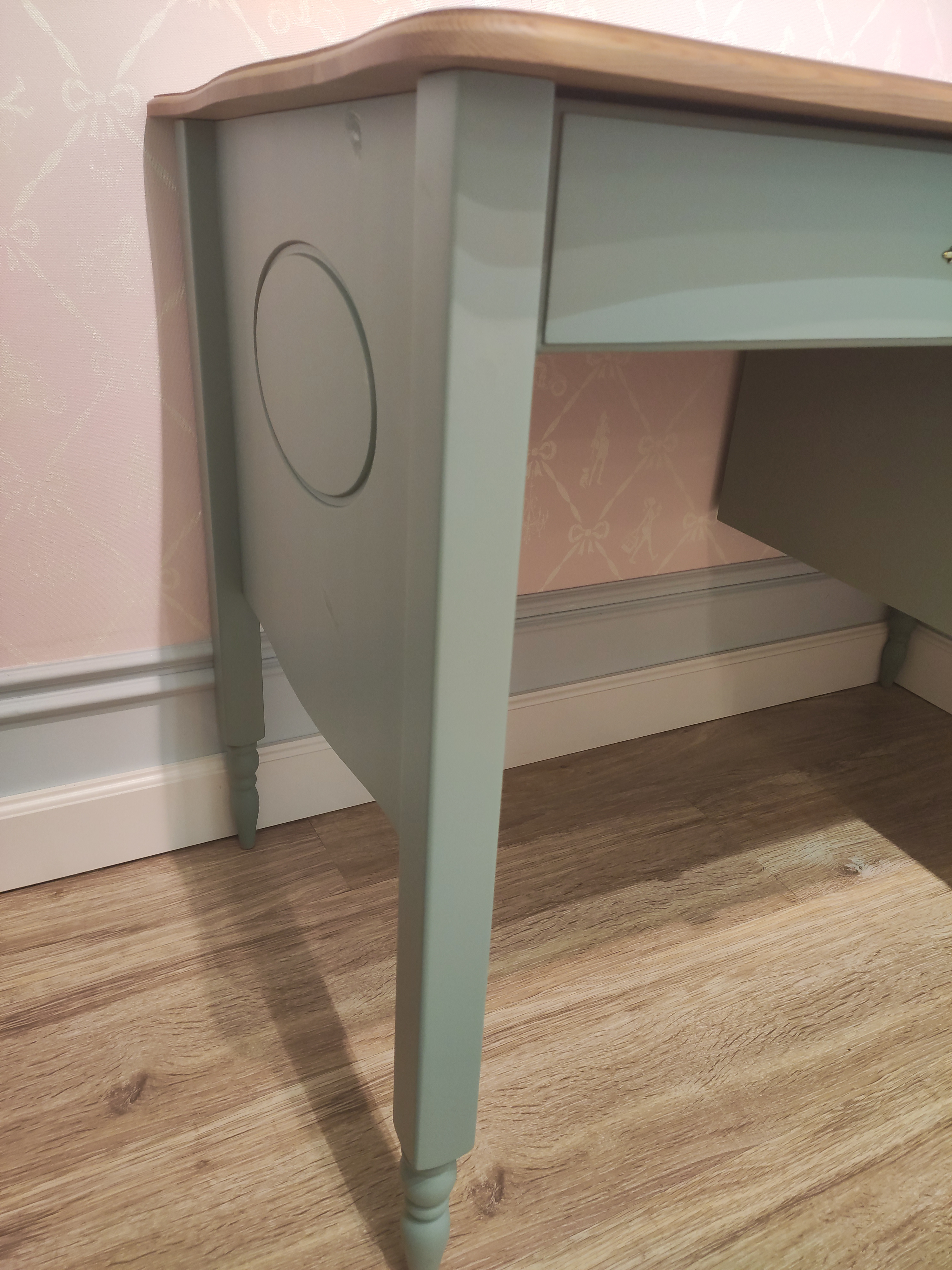 Стол письменный с 4 ящиками Айно №8