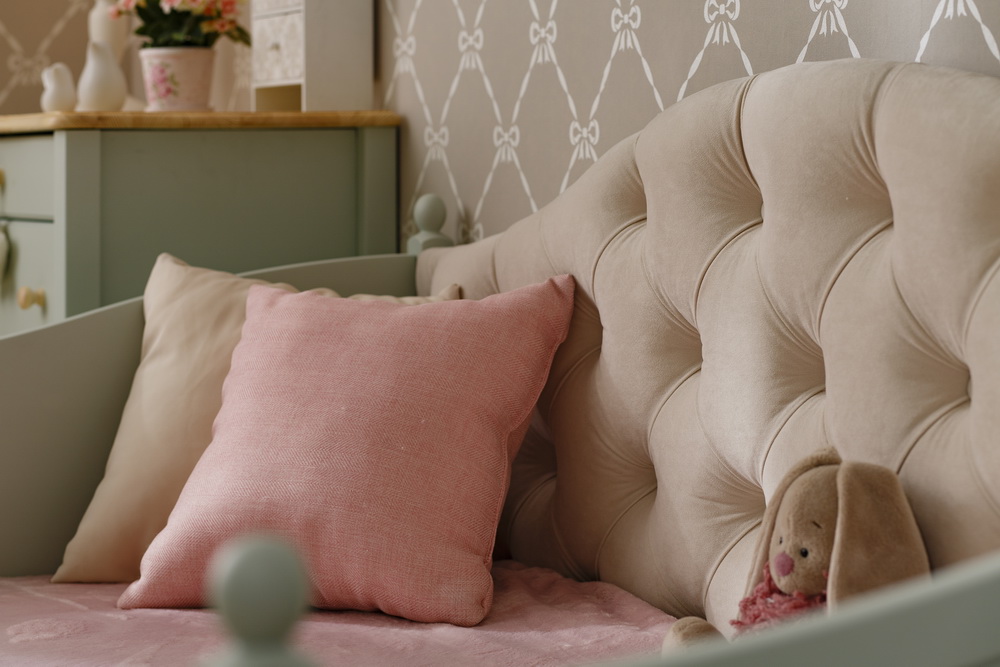 Тахта Айно №8 с мягким изголовьем с ящиками 800х1600