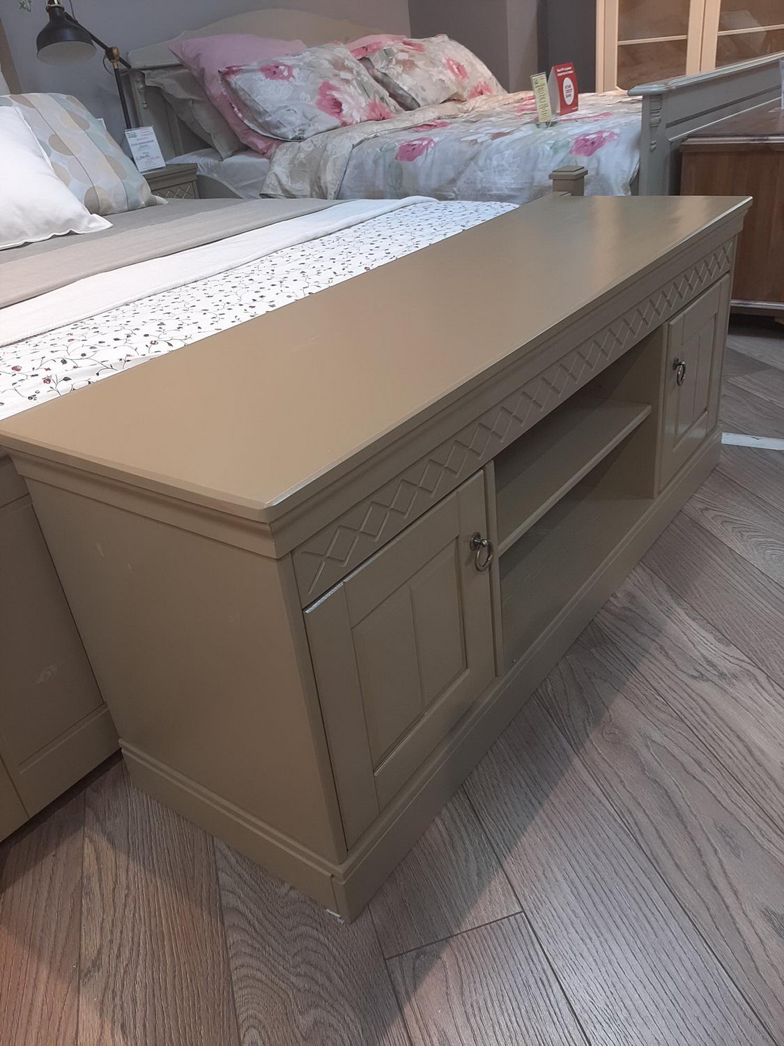 Тумба ТВ Дания