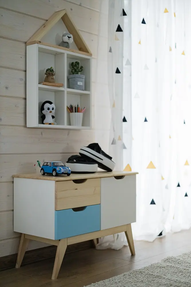 Полка светлая из сосны ТК №2