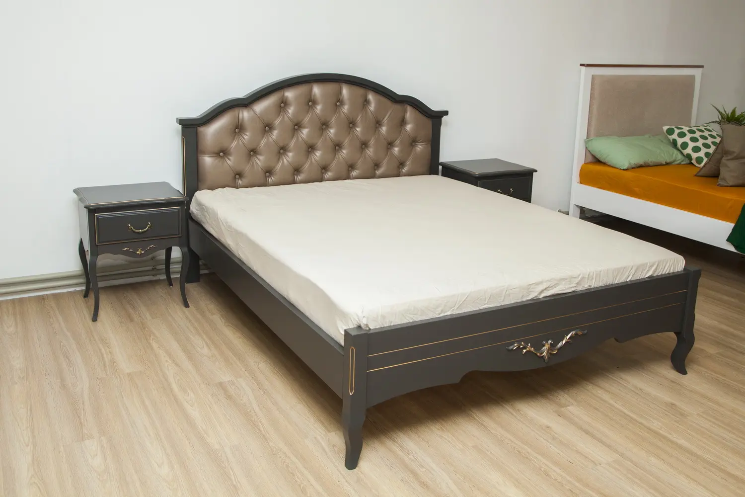 Кровать Флоренция 1400х2000 с каретной стяжкой