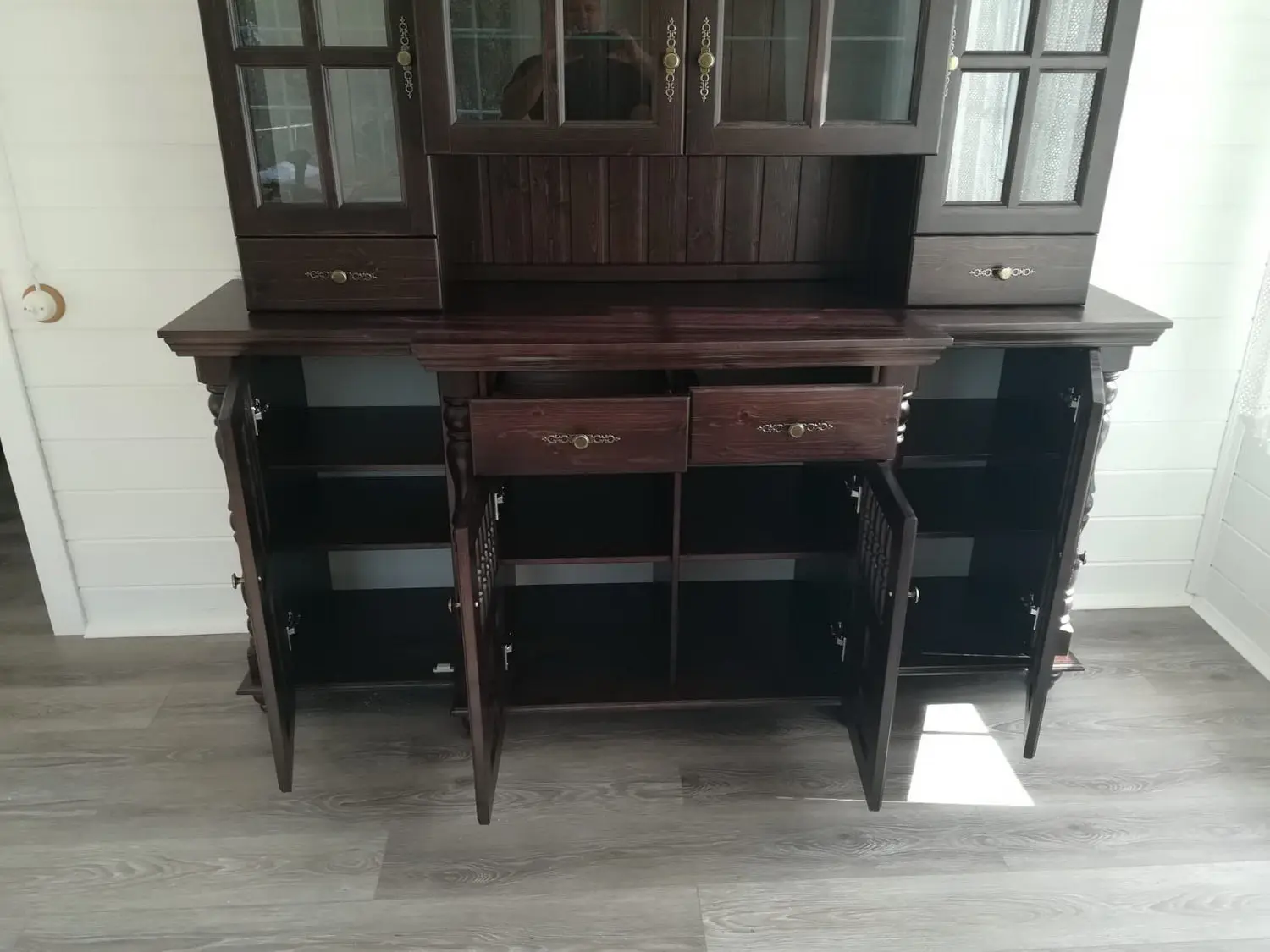 Сервант Валенсия 2-73  сосна