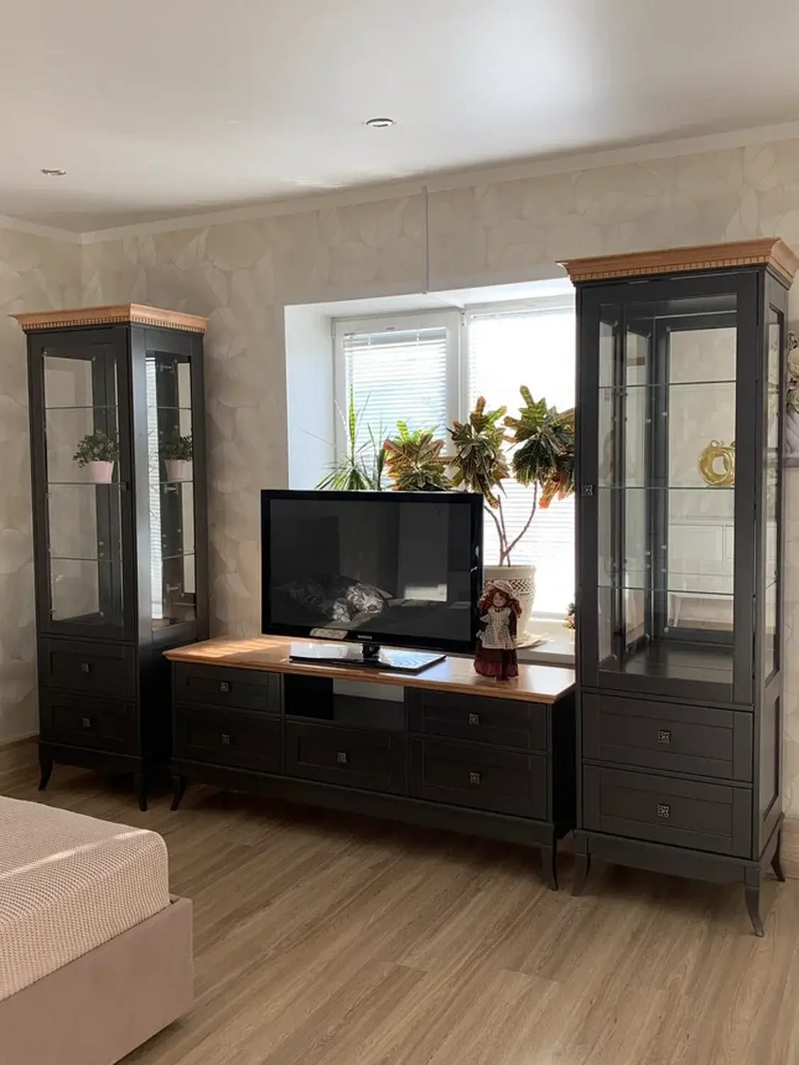 Тумба под ТВ "Римини" 5 ящиков