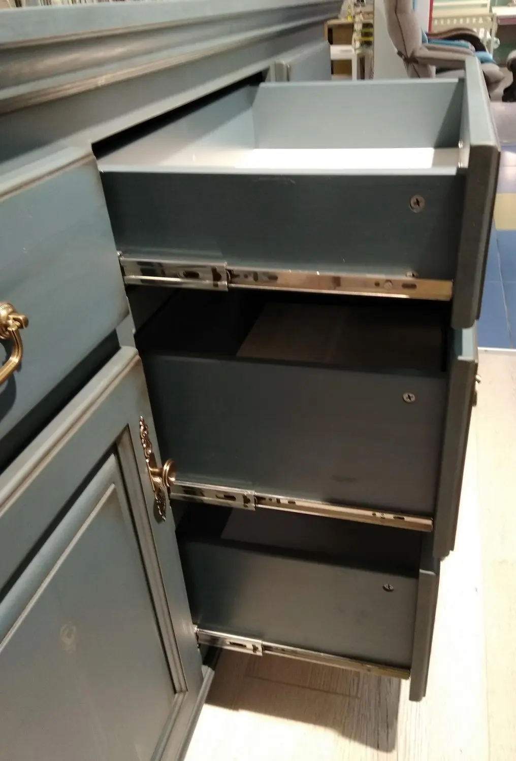 Комод Валенсия 2-31 сосна