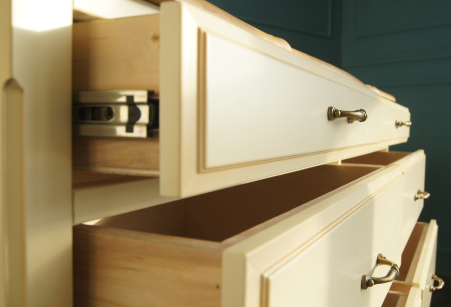 Комод из дерева 6 ящиков Leontina ST9316