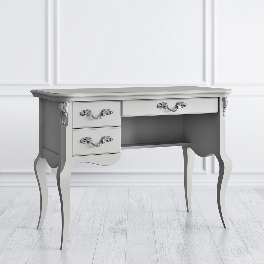 Туалетный столик 