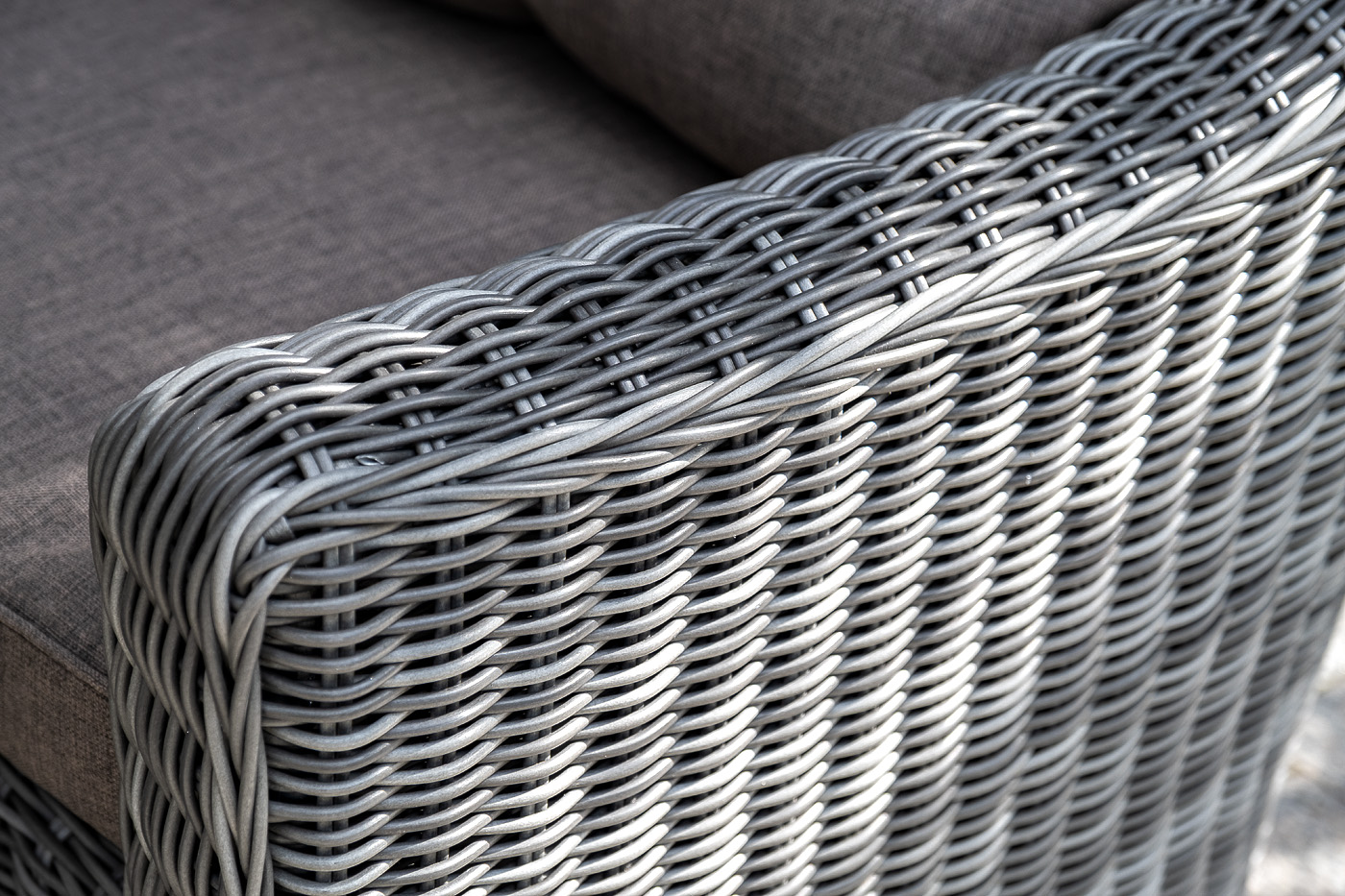 "Копаннини" кресло из искусственного ротанга, цвет графит