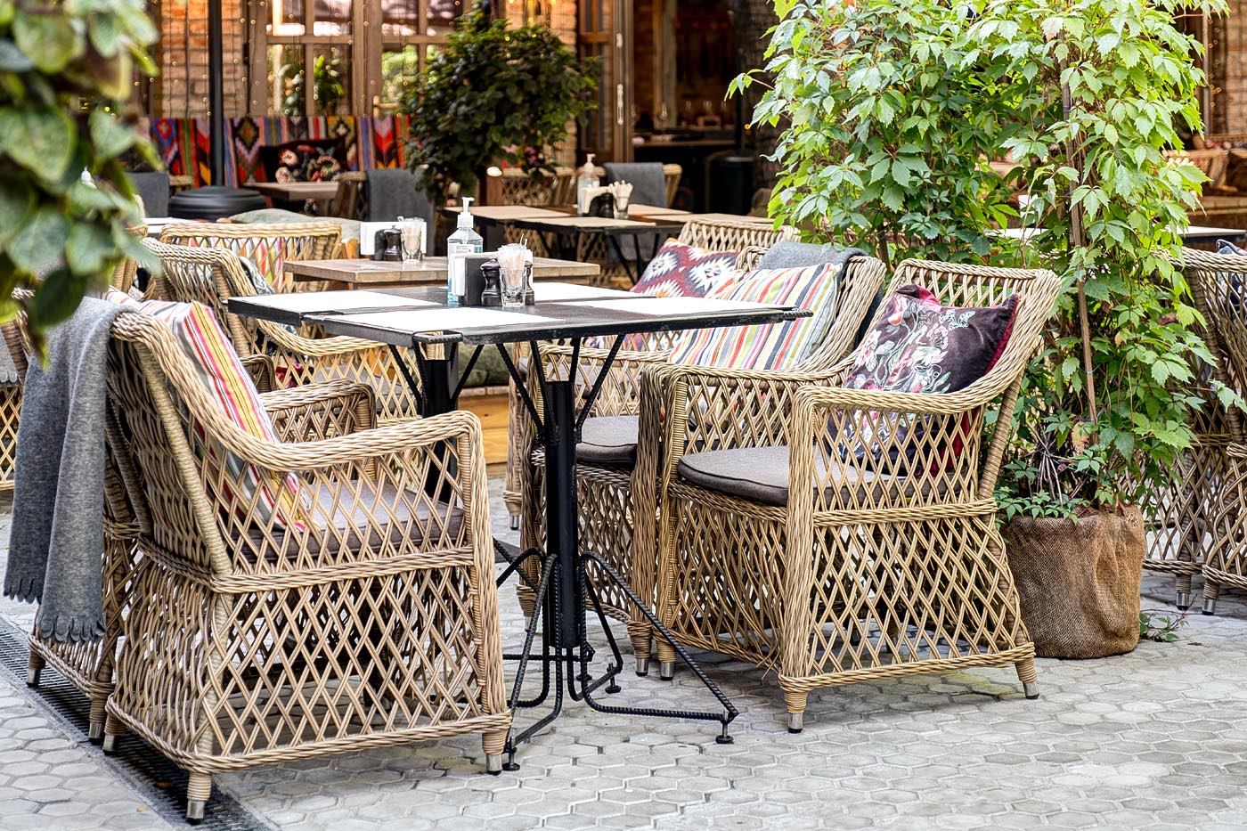 "Латтини" плетеное кресло из искусственного ротанга, цвет соломенный