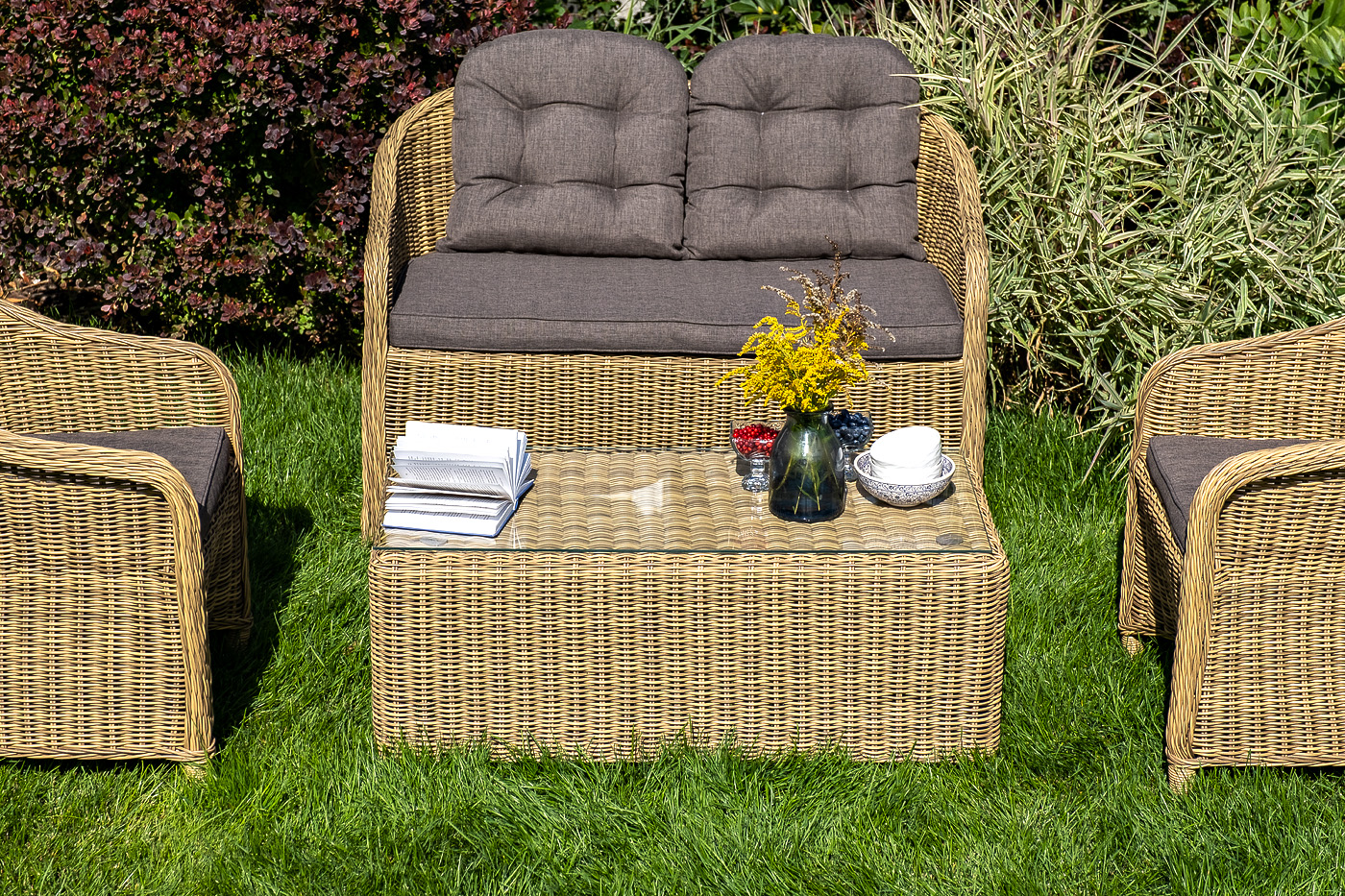 "Равенс" диван двухместный плетенный из ротанга, цвет соломенный